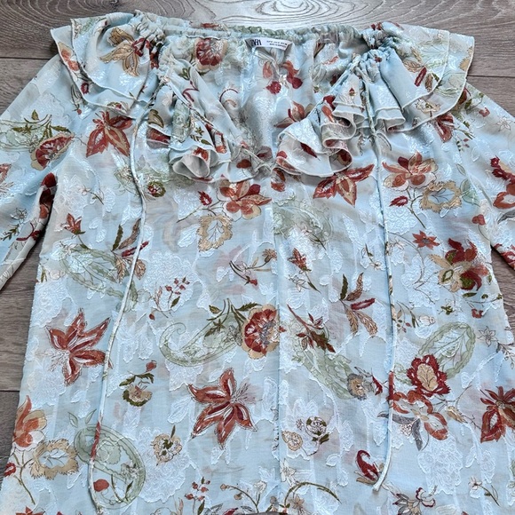 Zara Jacquard Printed Long Sleeve Ruffled Top - Picture 8 of 14